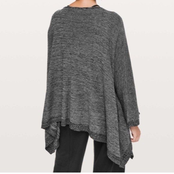 Lululemon Divinity Scarf Wrap Poncho Shawl Boolux Cashmere Grey - Picture 2 of 9
